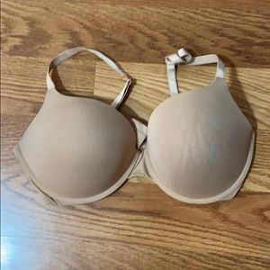 Victoria’s Secret Nude Light Push Up Bra